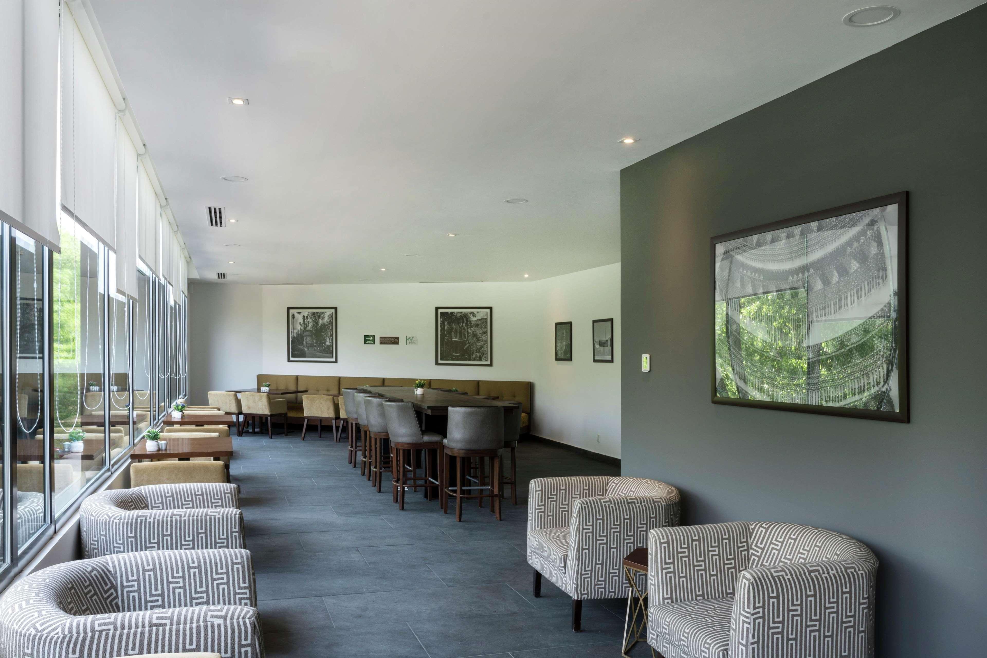 Hampton Inn And Suites San Luis Potosi Slp Esterno foto
